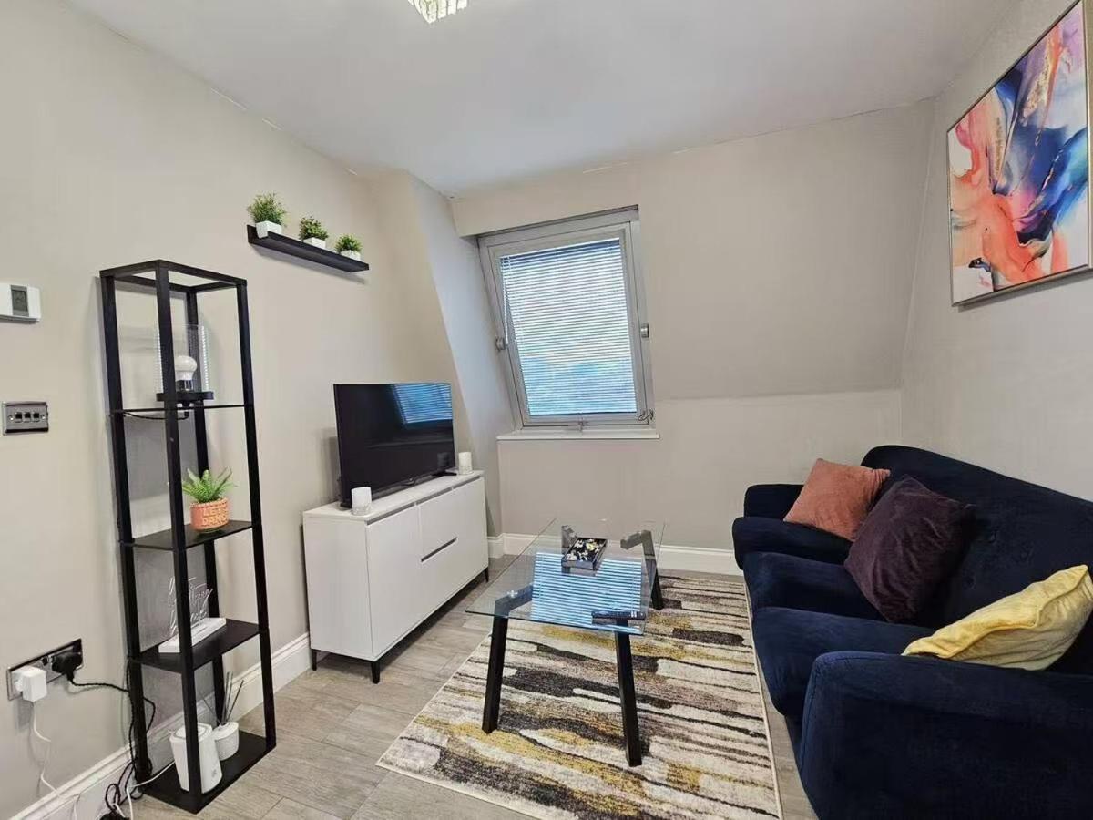Hazelnut Seafront One Bedroom Bn1gre36 Apartment